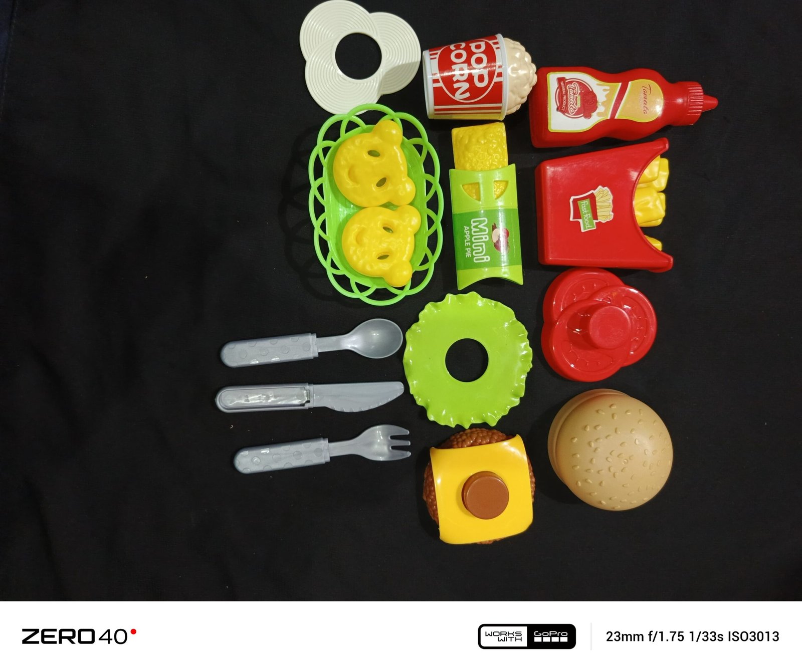 Product Title:Kids Fast Food Kitchen Toy Set – 24 Pcs Pretend Play Burger, Fries, Popcorn & More - Image 2