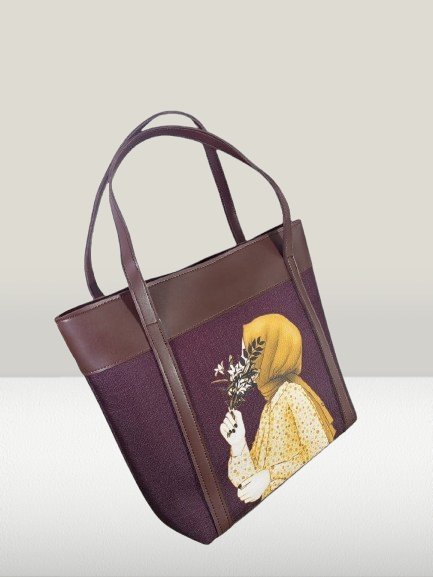 Beige Artistic Tote Bag – Elegant & Minimalist - Image 6