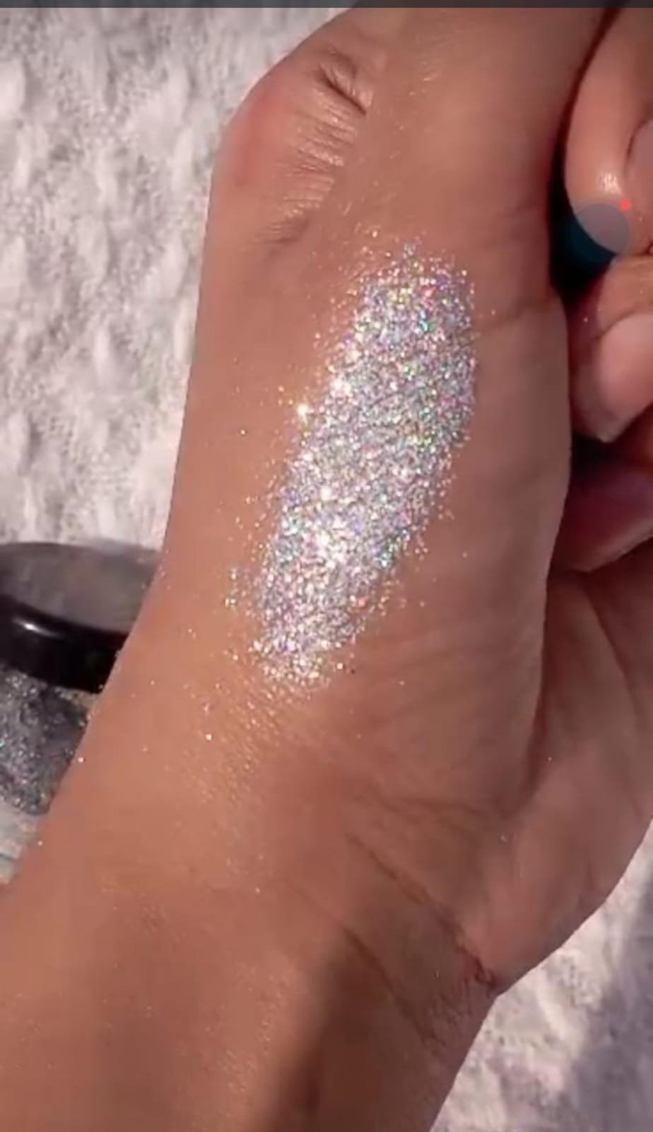 multichrome silver glitter - Image 2